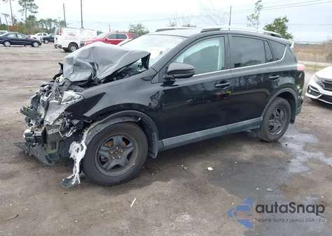 2018 Toyota Rav4 Le z USA, uszkodzony, nr VIN 2T3BFREV4JW845253